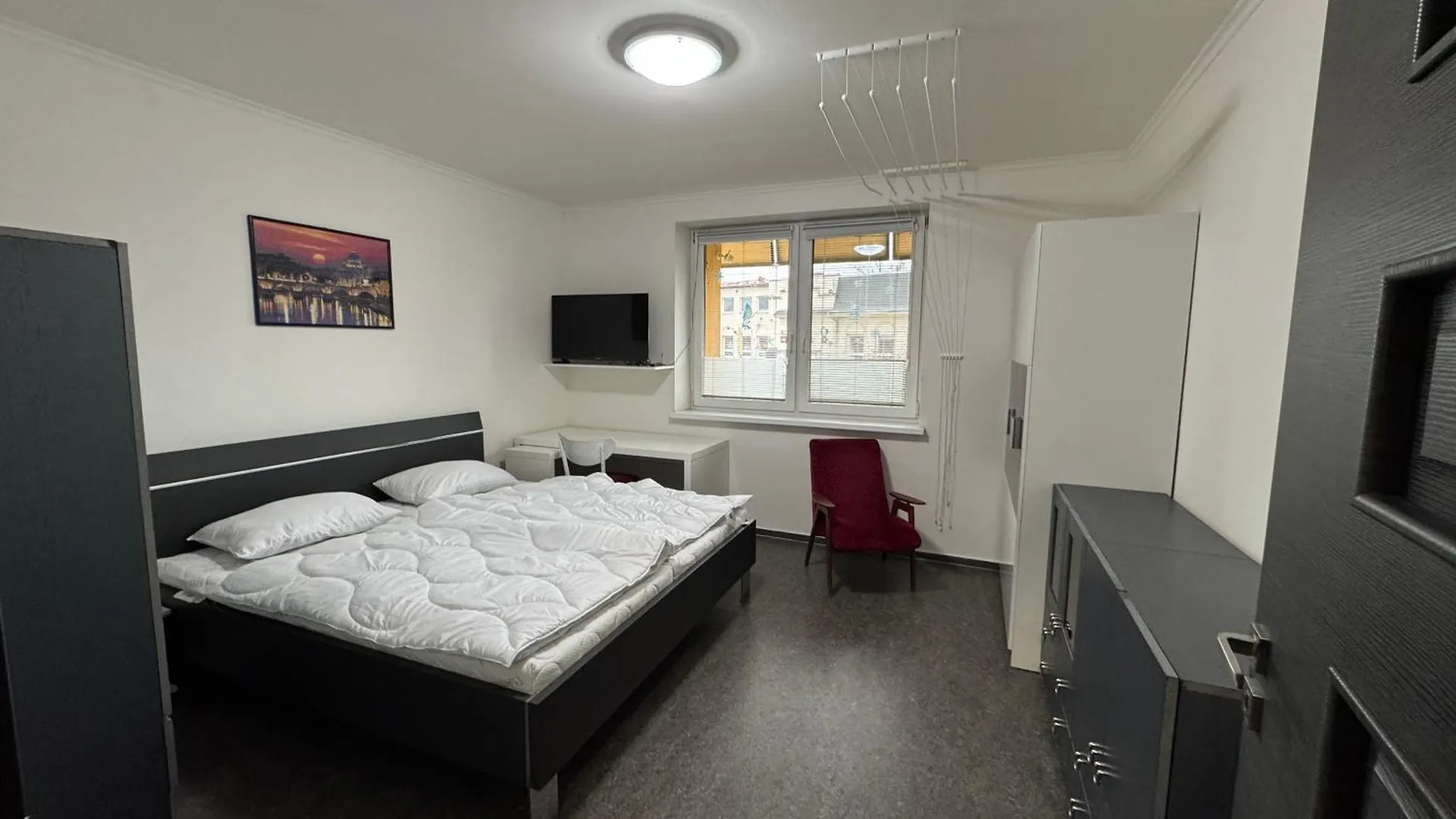 3 Bedroom Apartment, Playground, Bounce Mat Jump Ring Ostrava Czech Republic