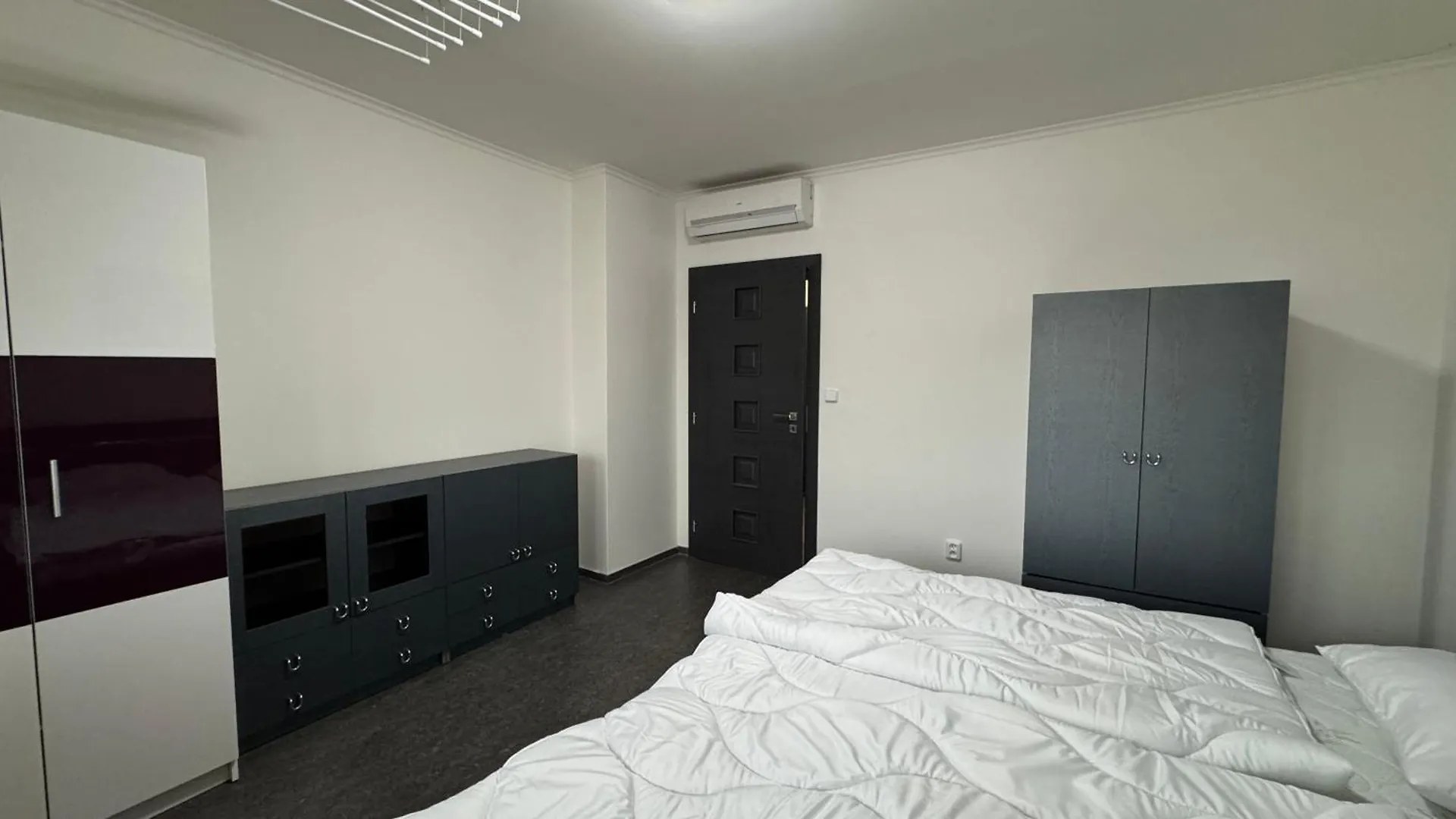 3 Bedroom Apartment, Playground, Bounce Mat Jump Ring Ostrava Apartment
